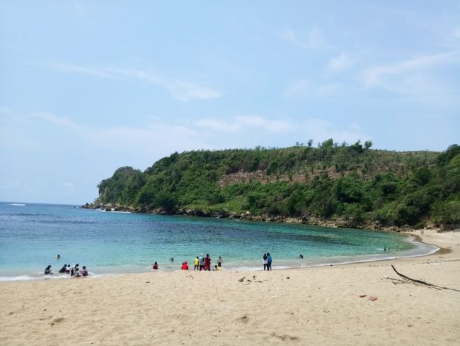 pantai pangi Blitar